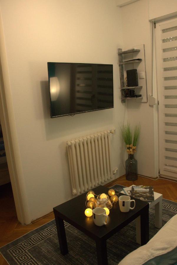 Novi Sad Apartman Tenigo Buitenkant foto