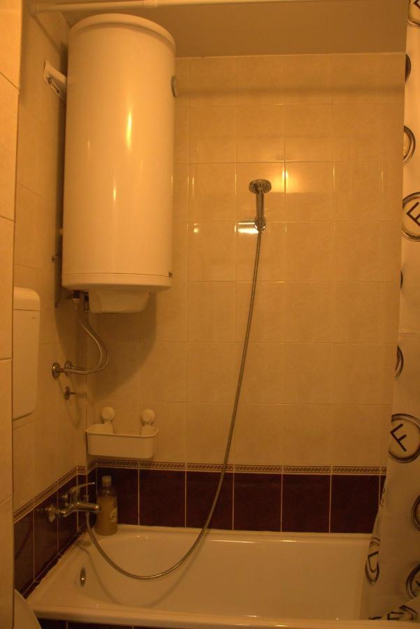 Novi Sad Apartman Tenigo Buitenkant foto
