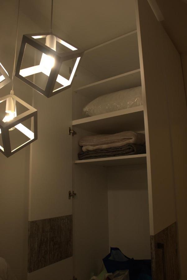 Novi Sad Apartman Tenigo Buitenkant foto
