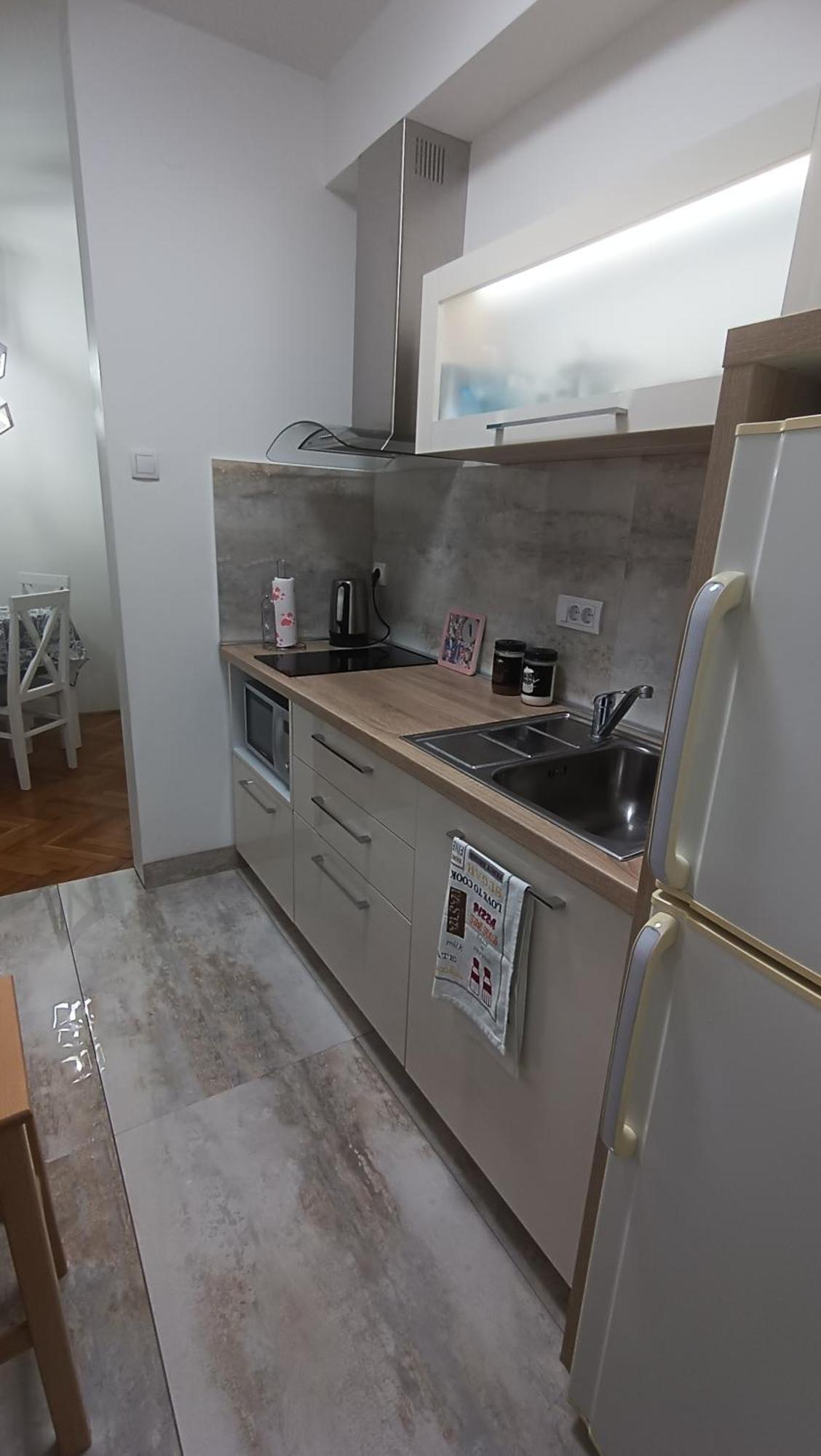 Novi Sad Apartman Tenigo Buitenkant foto