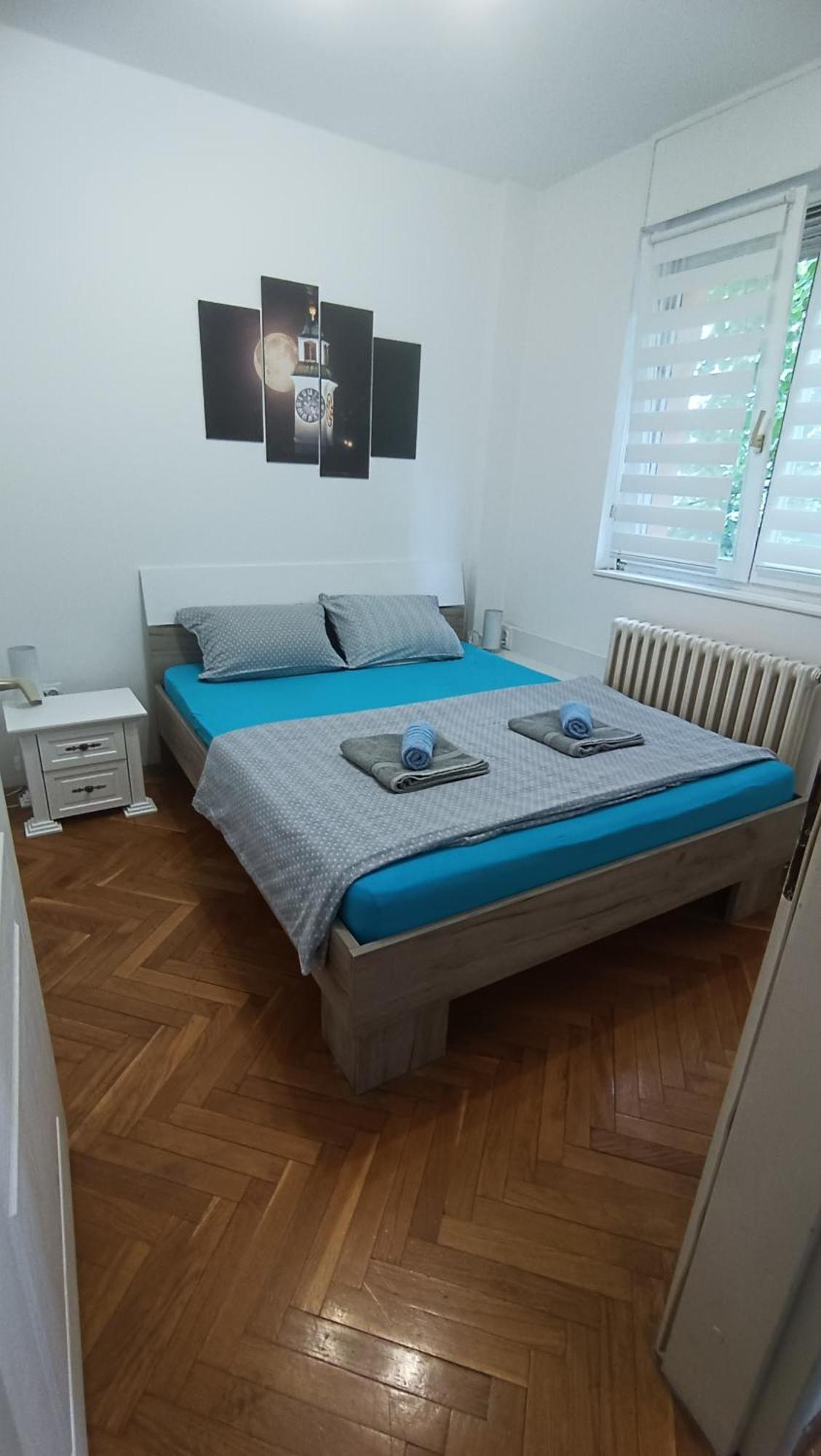 Novi Sad Apartman Tenigo Buitenkant foto